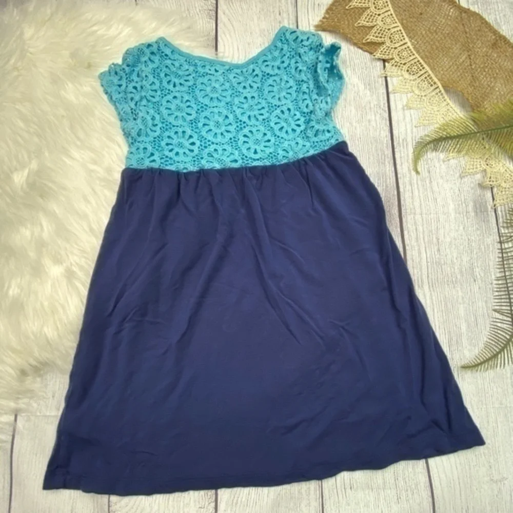 Design 365 Girls Dress Size 5 Crochet Lace Overlay Sequin Heart Details Dress
